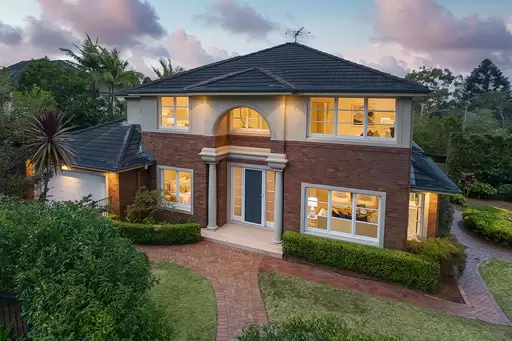 12 Lincoln Road, St Ives Sold by Chan Yahl