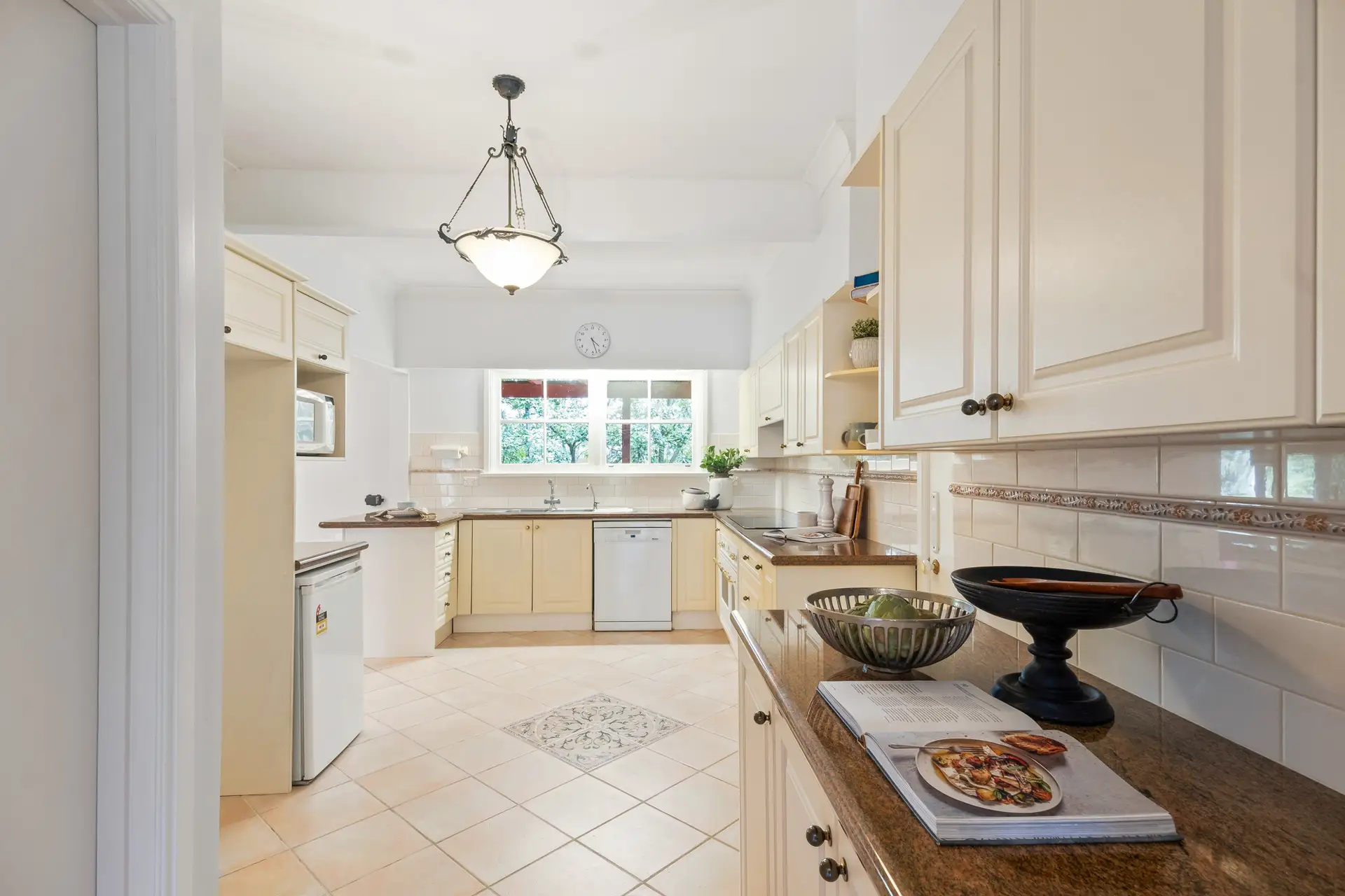 6 Aminya Place, St Ives Sold by Chan Yahl - image 5