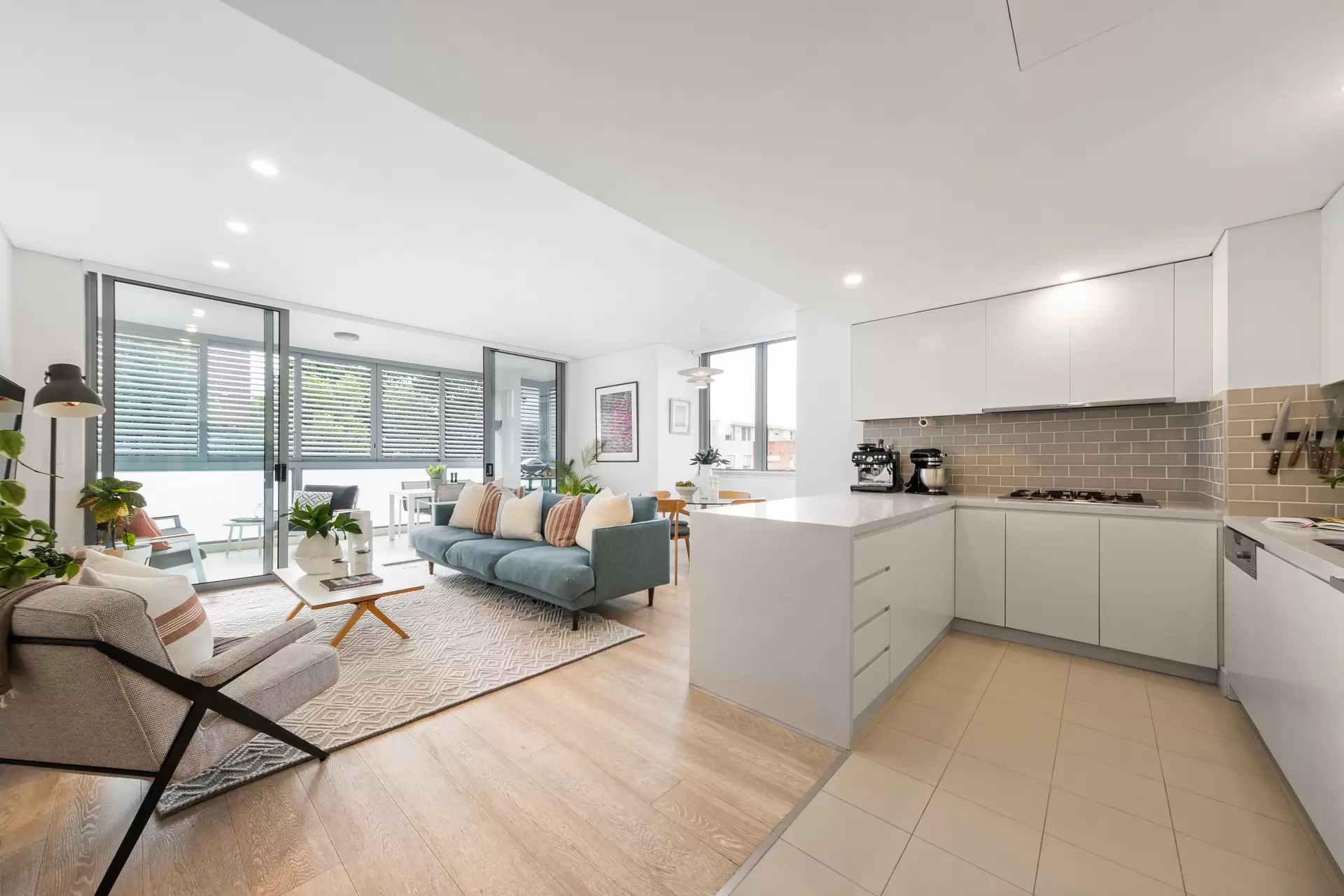 231/2-8  Bruce Avenue, Killara Sold by Chan Yahl - image 1