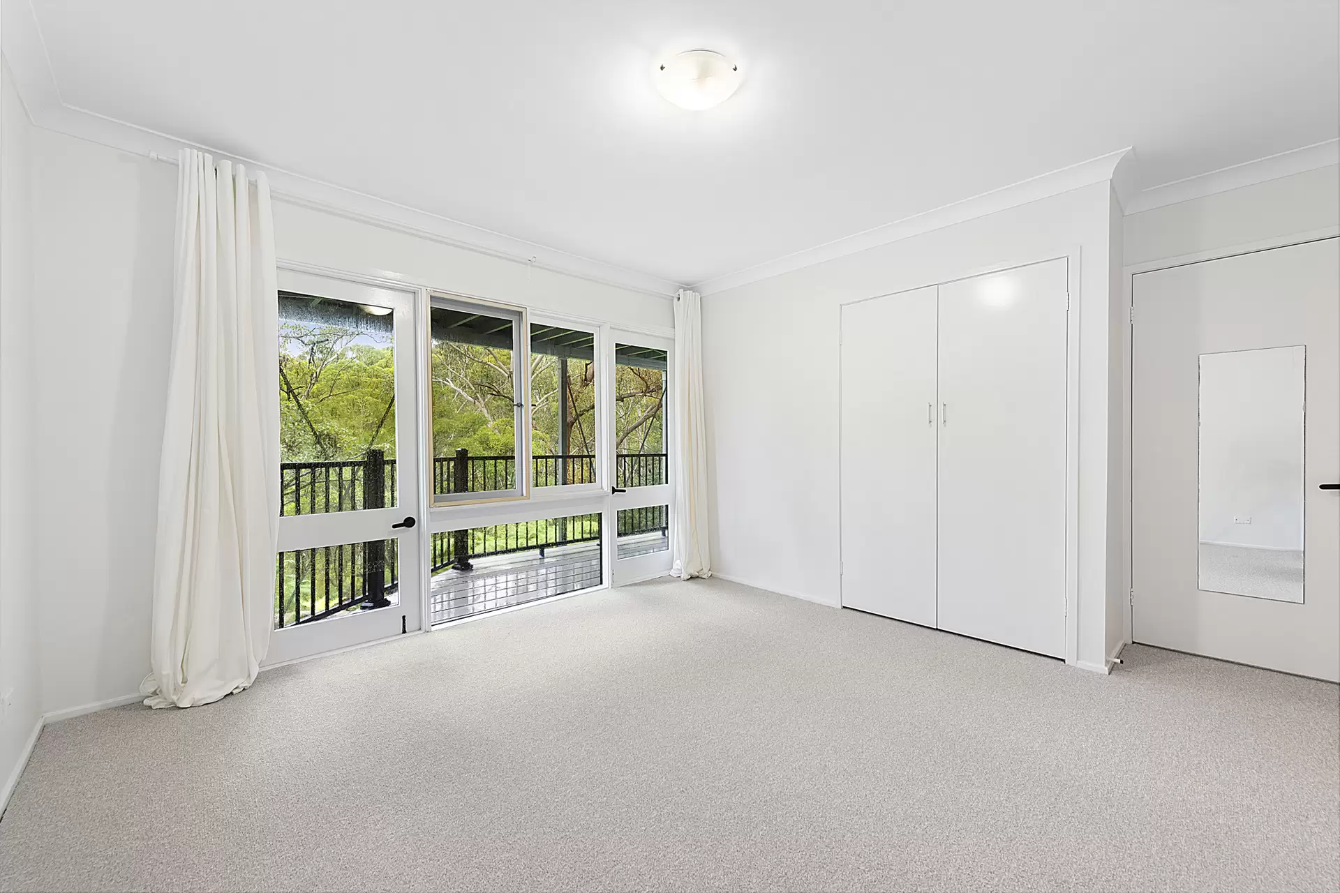 12 Whitehaven St, St Ives Leased by Chan Yahl - image 4