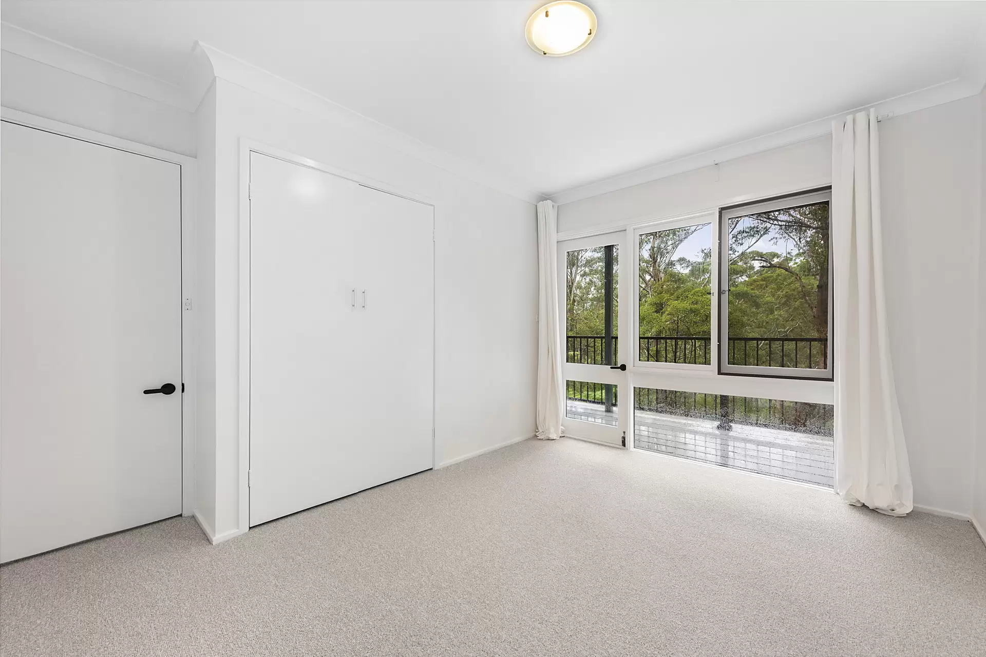 12 Whitehaven St, St Ives Leased by Chan Yahl - image 5