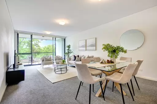 46/2 Marshall Avenue, Warrawee Sold by Chan Yahl