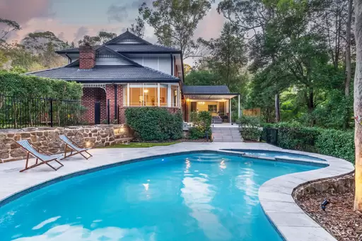 5 St Andrews Drive, Pymble Sold by Chan Yahl
