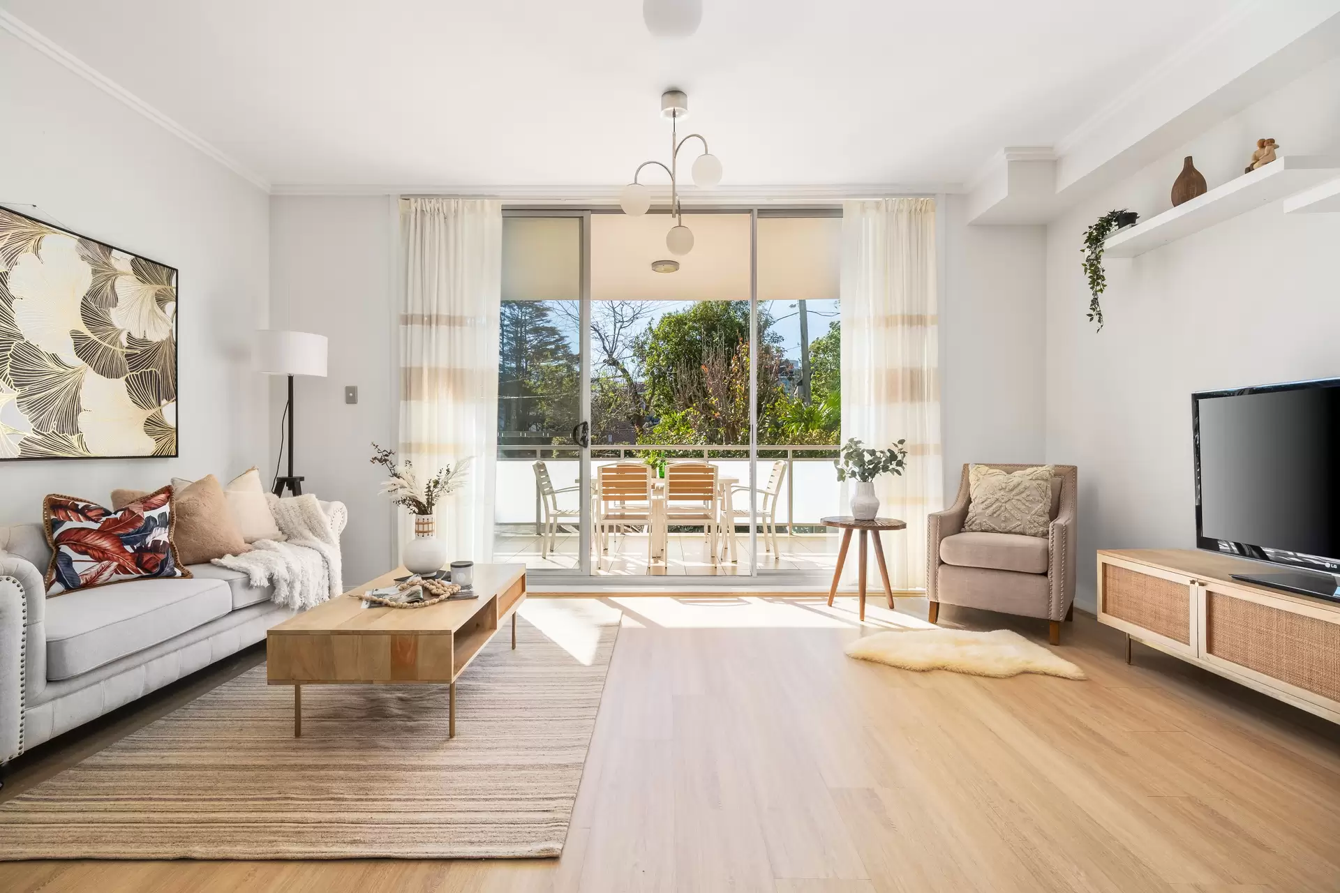 8/16-22 Dumaresq Street, Gordon Sold by Chan Yahl - image 2