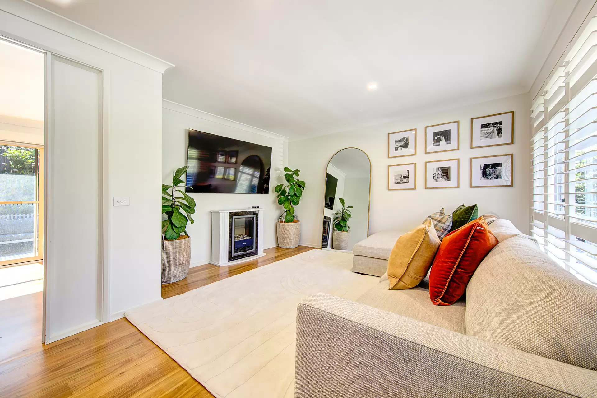 20 Shinfield Avenue, St Ives Sold by Chan Yahl - image 5