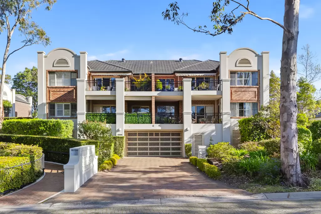 5/6 Aurora Drive, St Ives Sold by Chan Yahl