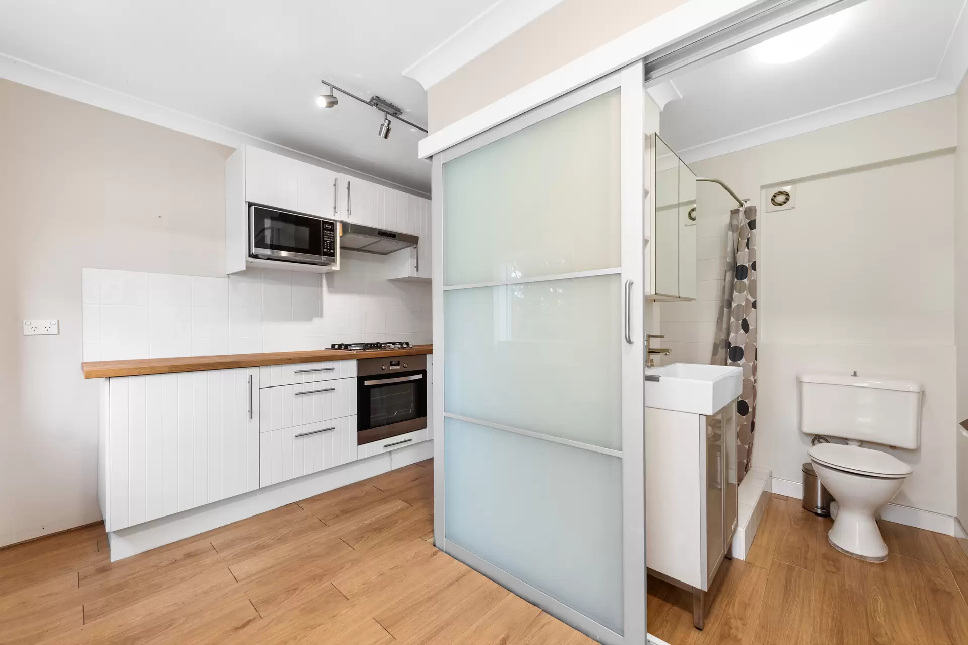 15 Roper Place, East Killara Leased by Chan Yahl - image 7