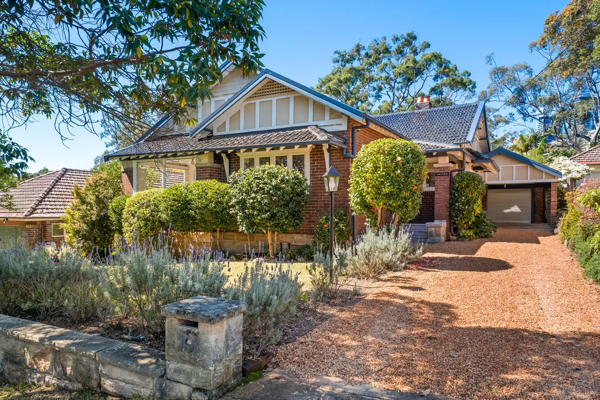 19 McLean Avenue, Chatswood Sold by Chan Yahl - image 1