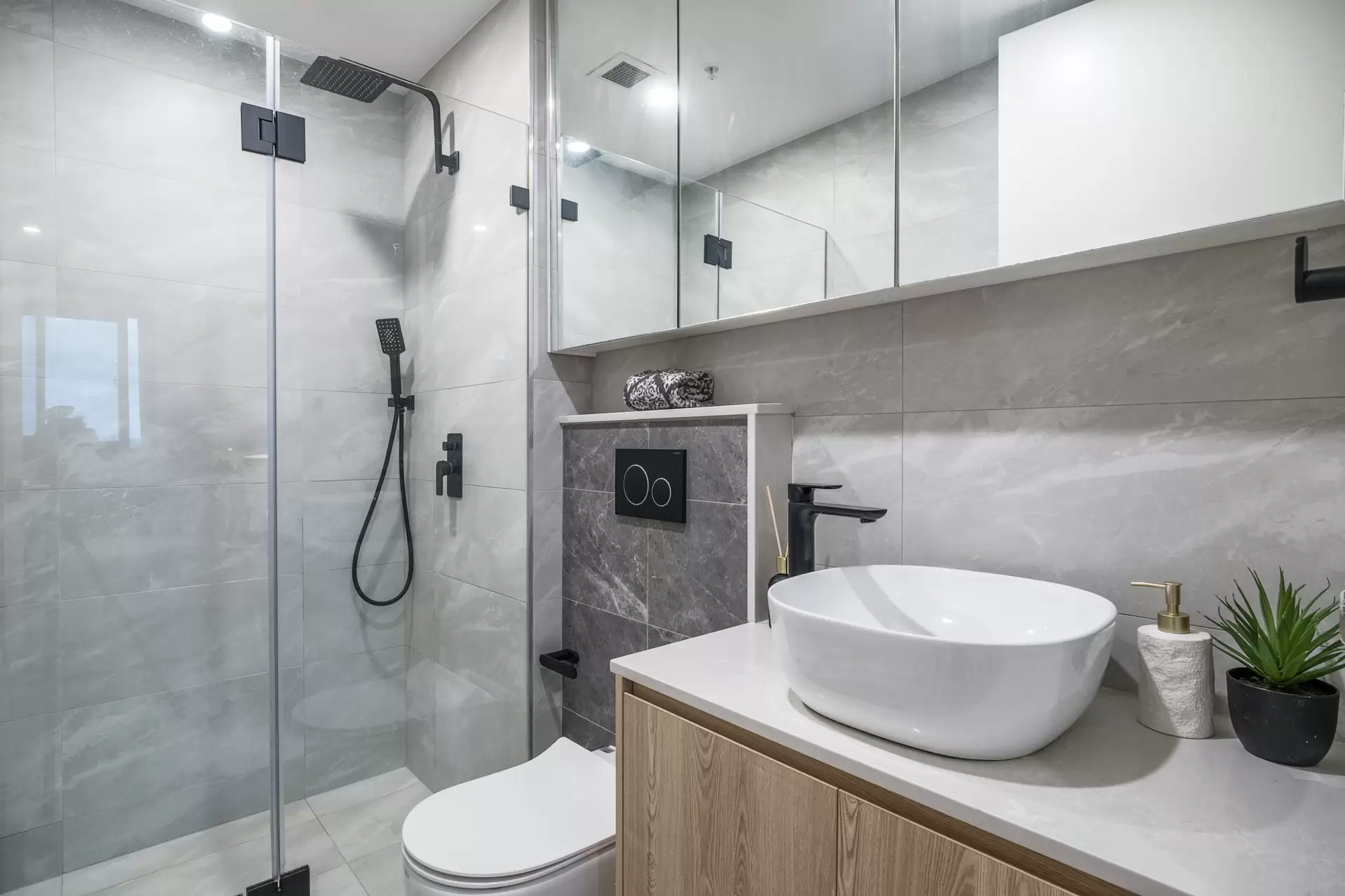 402/860 Pacific Highway, Gordon Sold by Chan Yahl - image 5