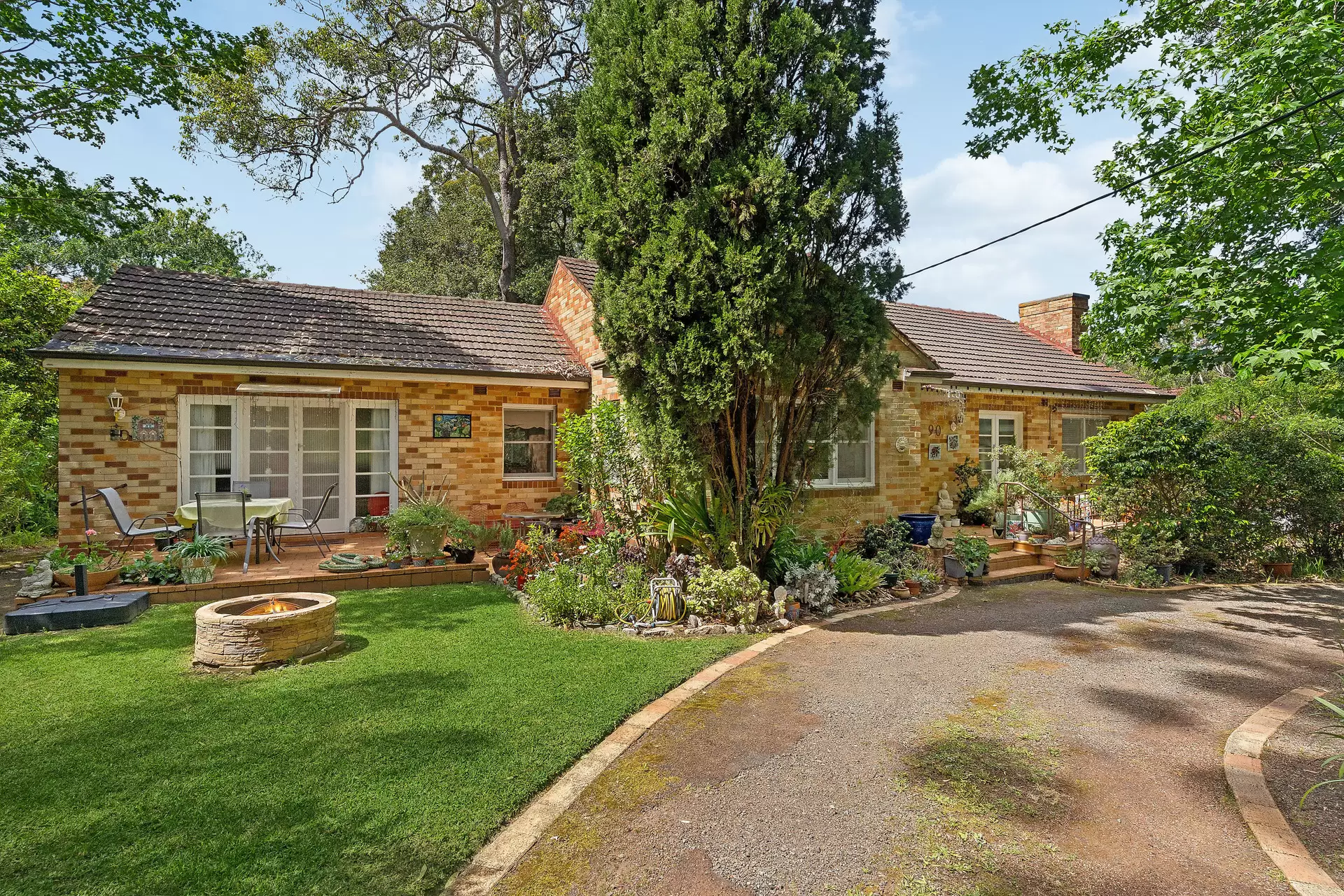 90 Warragal Road, Turramurra Sold by Chan Yahl - image 1