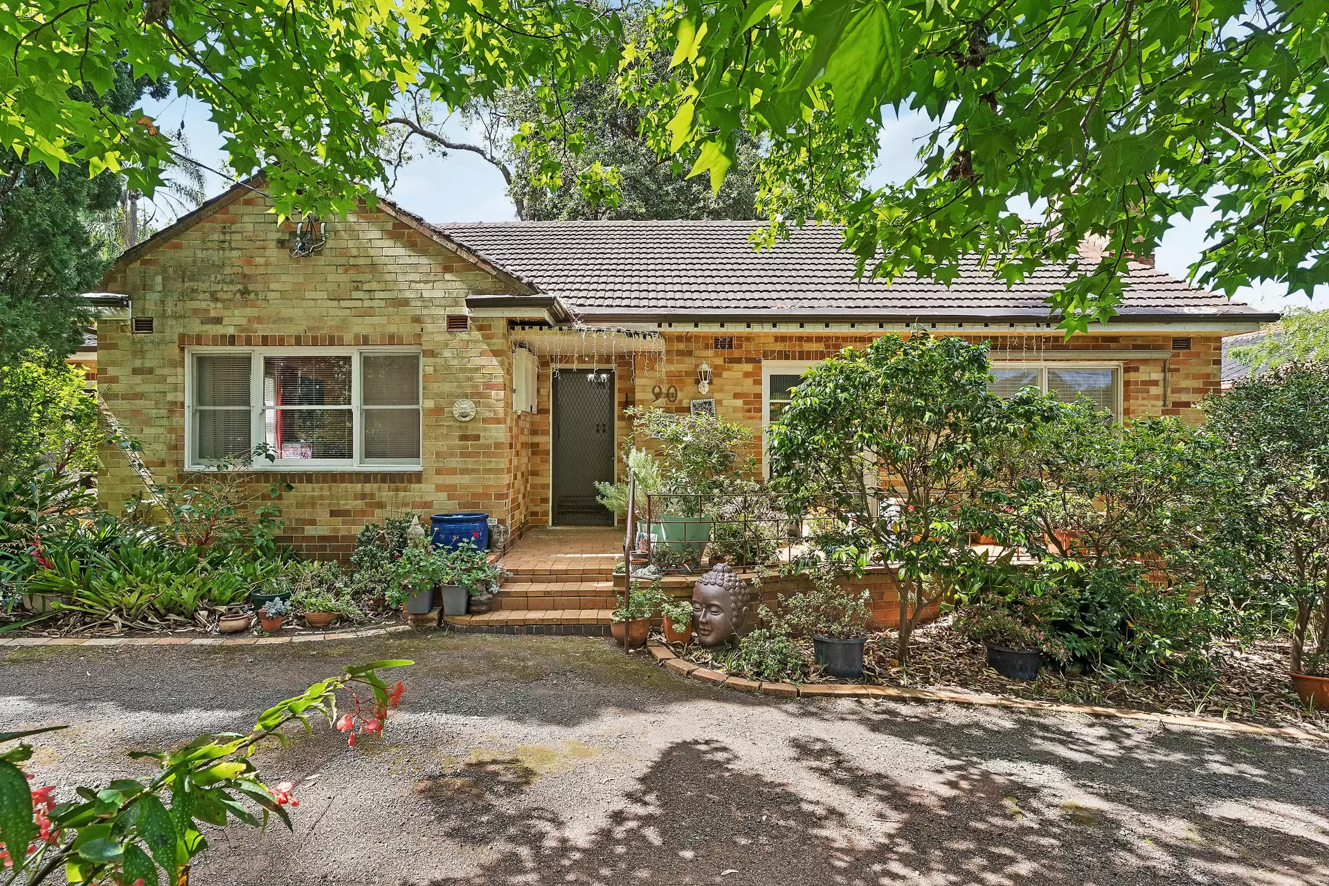 90 Warragal Road, Turramurra Sold by Chan Yahl - image 2