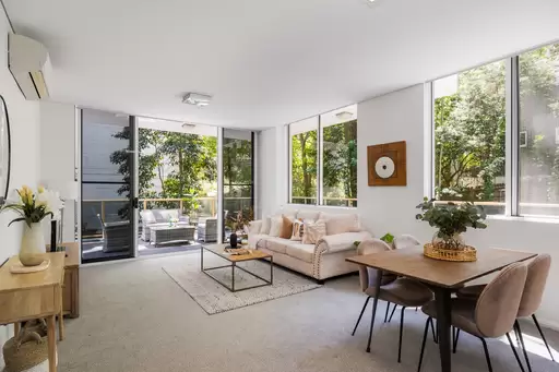 213/3 Pymble Avenue, Pymble Sold by Chan Yahl