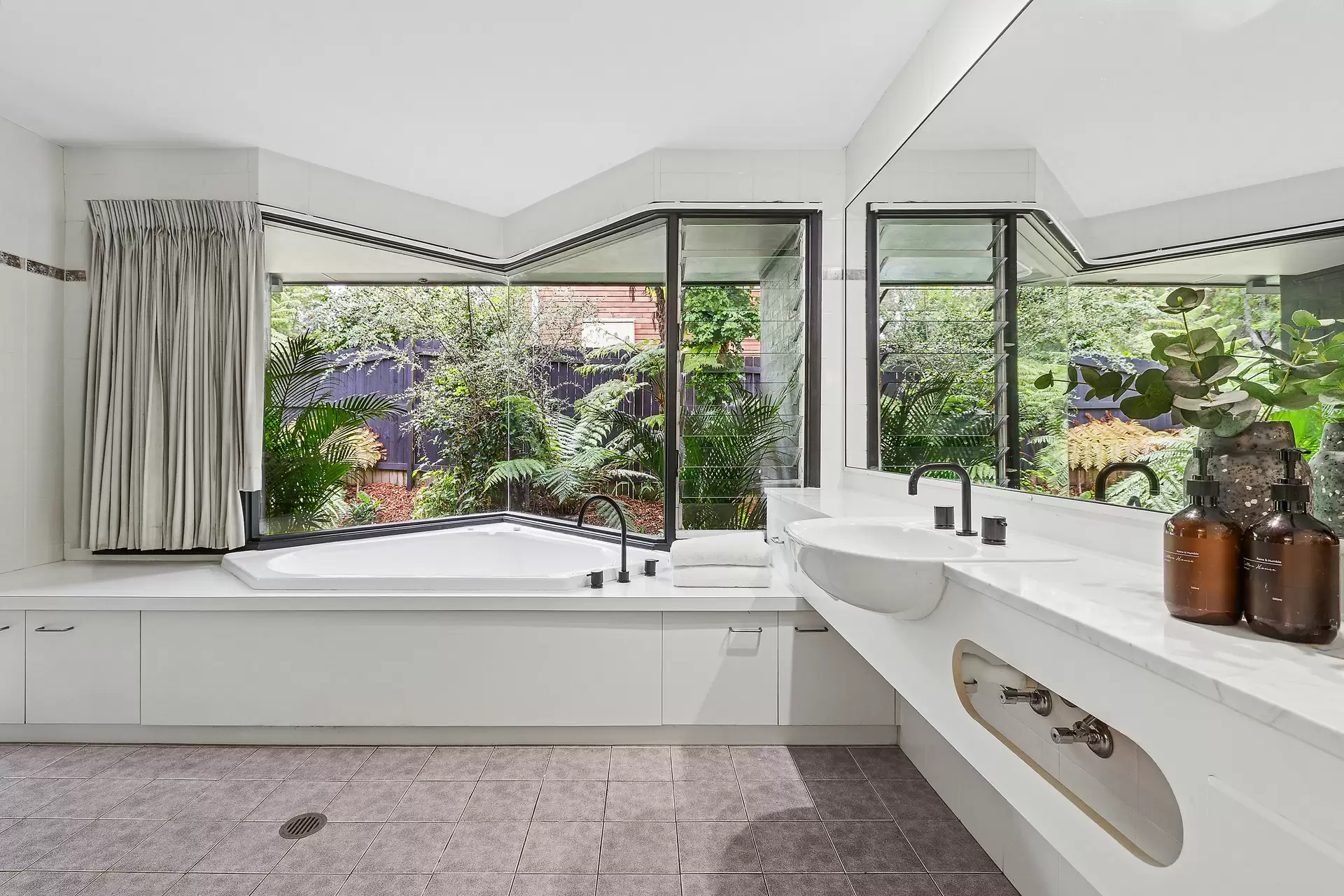 5 Lucia Avenue, St Ives Sold by Chan Yahl - image 15