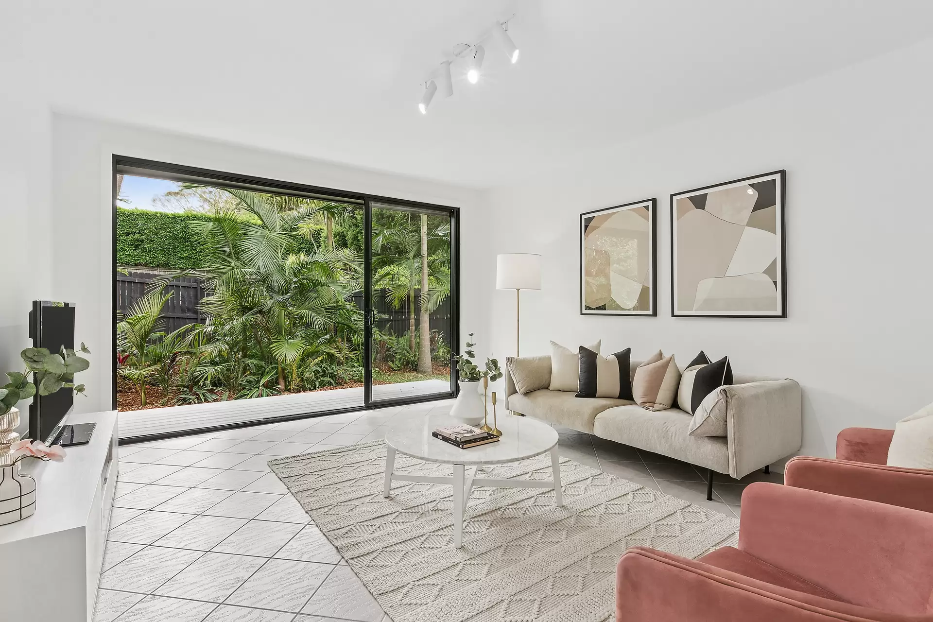 5 Lucia Avenue, St Ives Sold by Chan Yahl - image 10