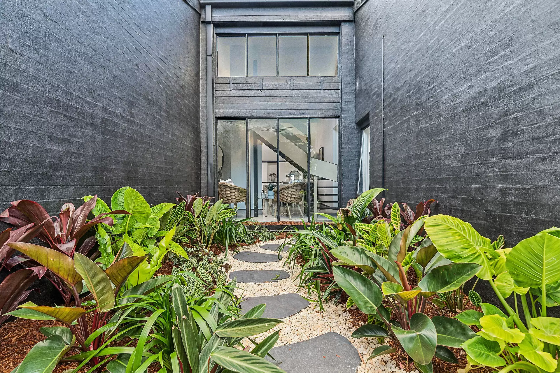 5 Lucia Avenue, St Ives Sold by Chan Yahl - image 5