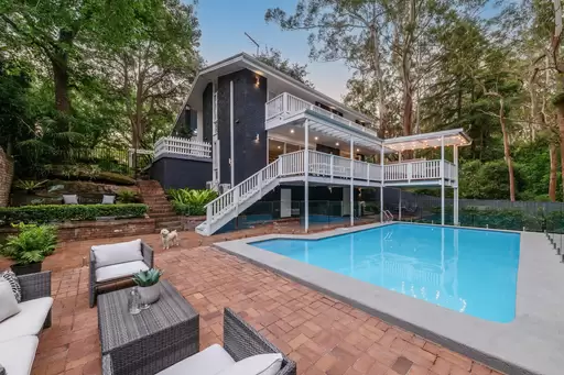 14 Edgewood Place, St Ives Sold by Chan Yahl