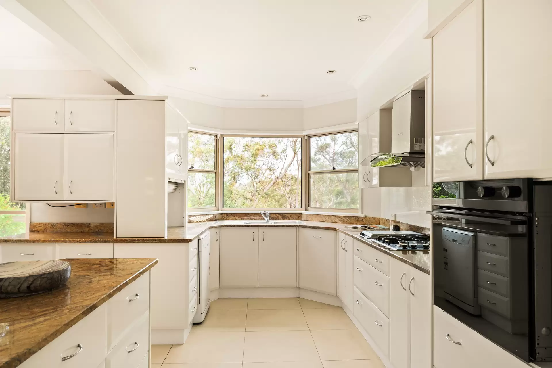 19 Carmen Street, St Ives Sold by Chan Yahl - image 7