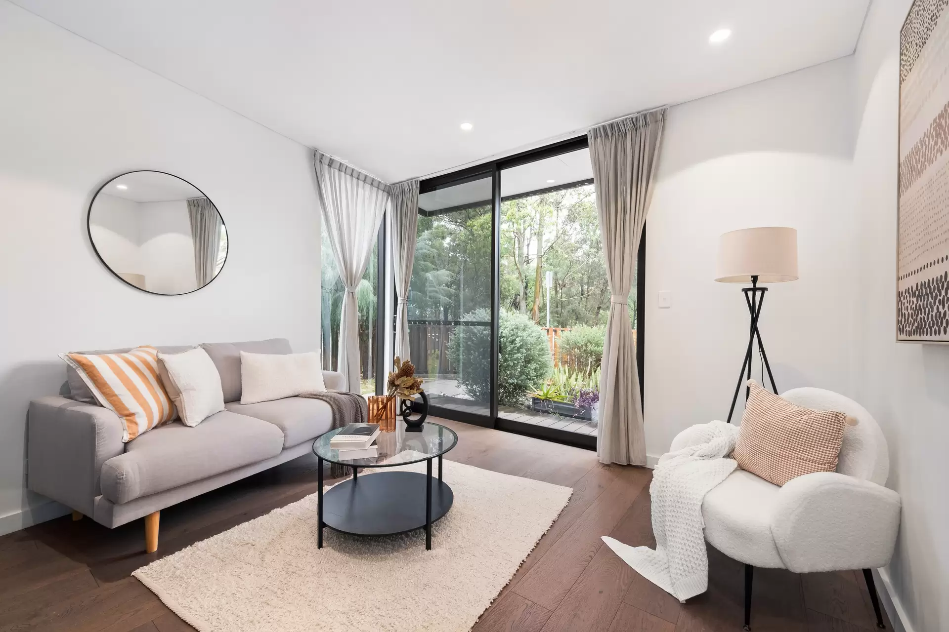 24 Hamilton Corner, Lindfield Sold by Chan Yahl - image 10