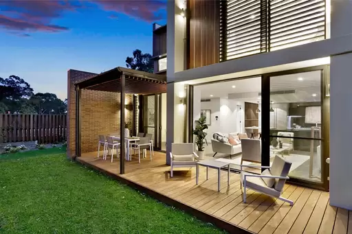 24 Hamilton Corner, Lindfield Sold by Chan Yahl
