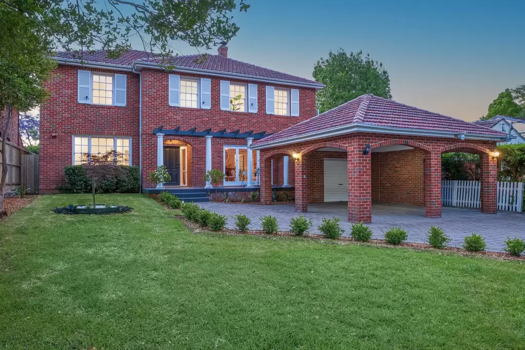 36 Benaroon Avenue, St Ives Sold by Chan Yahl
