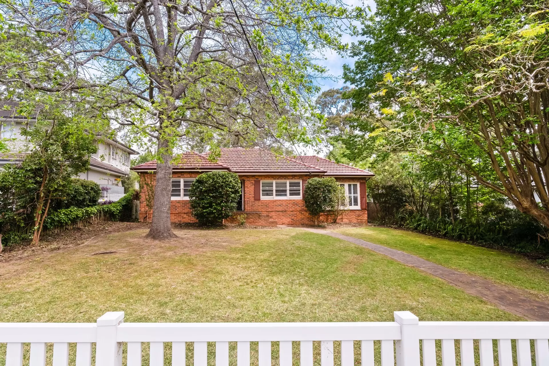 4 Latona Street, Pymble Sold by Chan Yahl - image 1