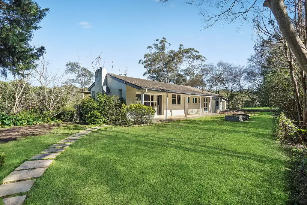 36 Craiglands Avenue, Gordon Leased by Chan Yahl