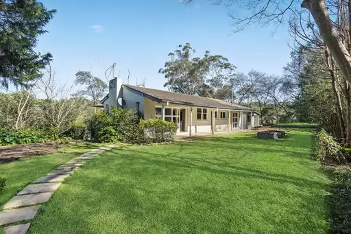 36 Craiglands Avenue, Gordon Leased by Chan Yahl
