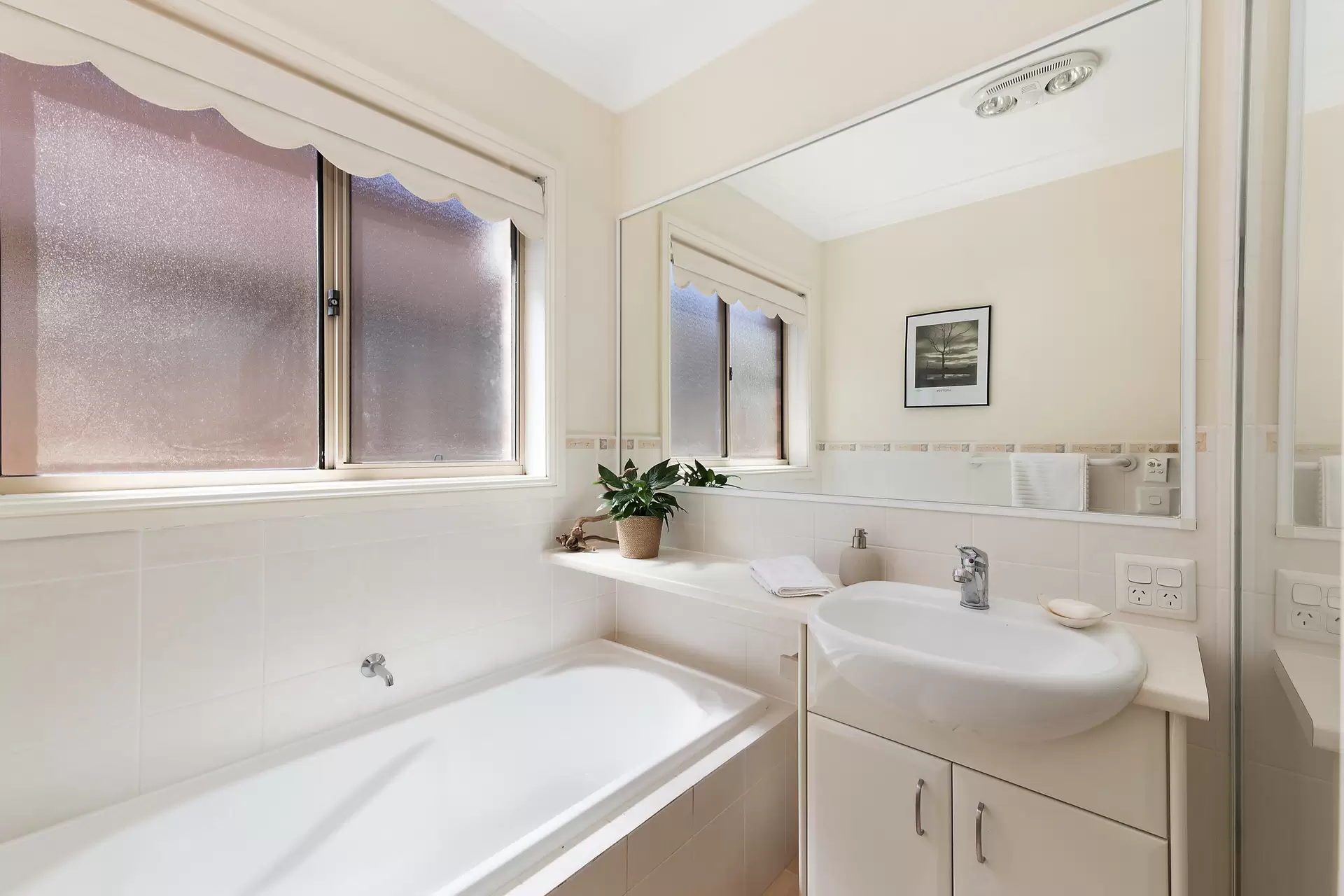 18 Aurora Drive, St Ives Sold by Chan Yahl - image 9