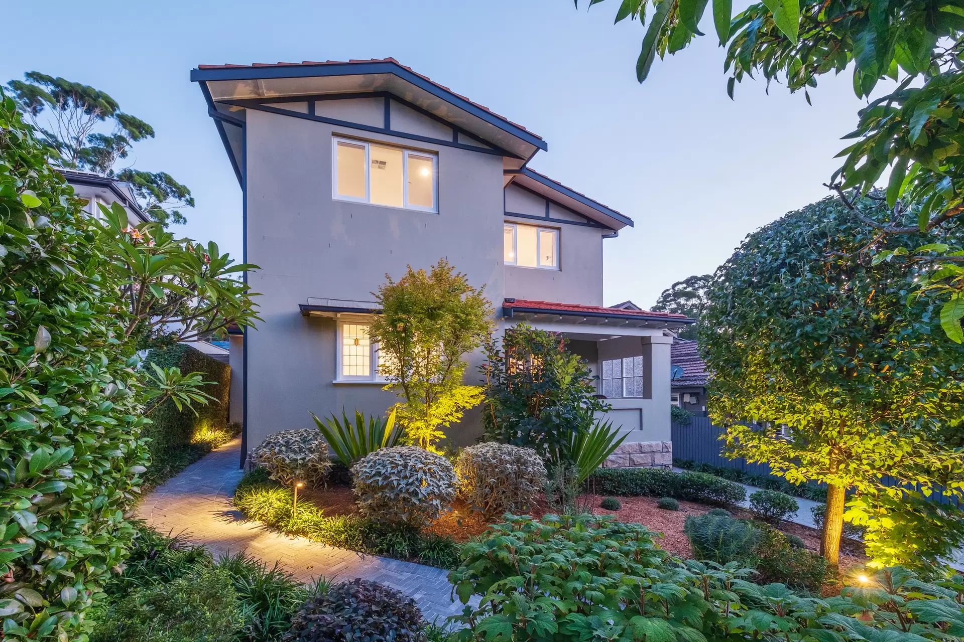 10 Beresford Avenue, Chatswood Sold by Chan Yahl - image 2