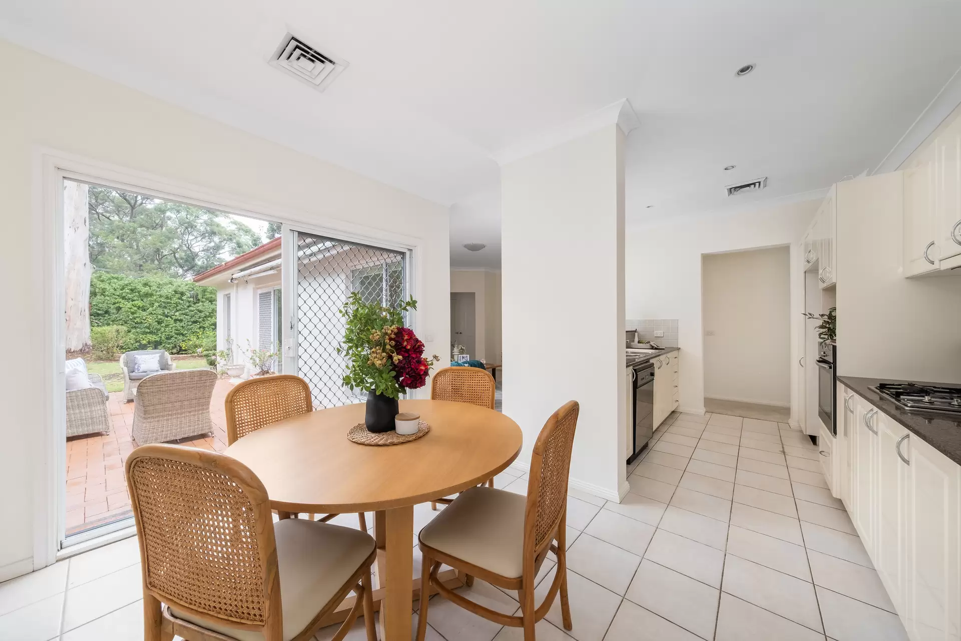 8 Cates Place, St Ives Sold by Chan Yahl - image 10