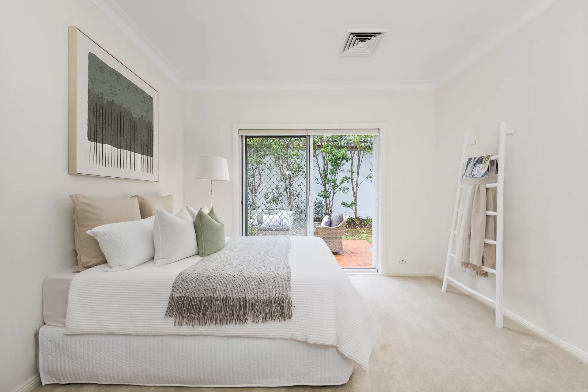 8 Cates Place, St Ives Sold by Chan Yahl - image 9