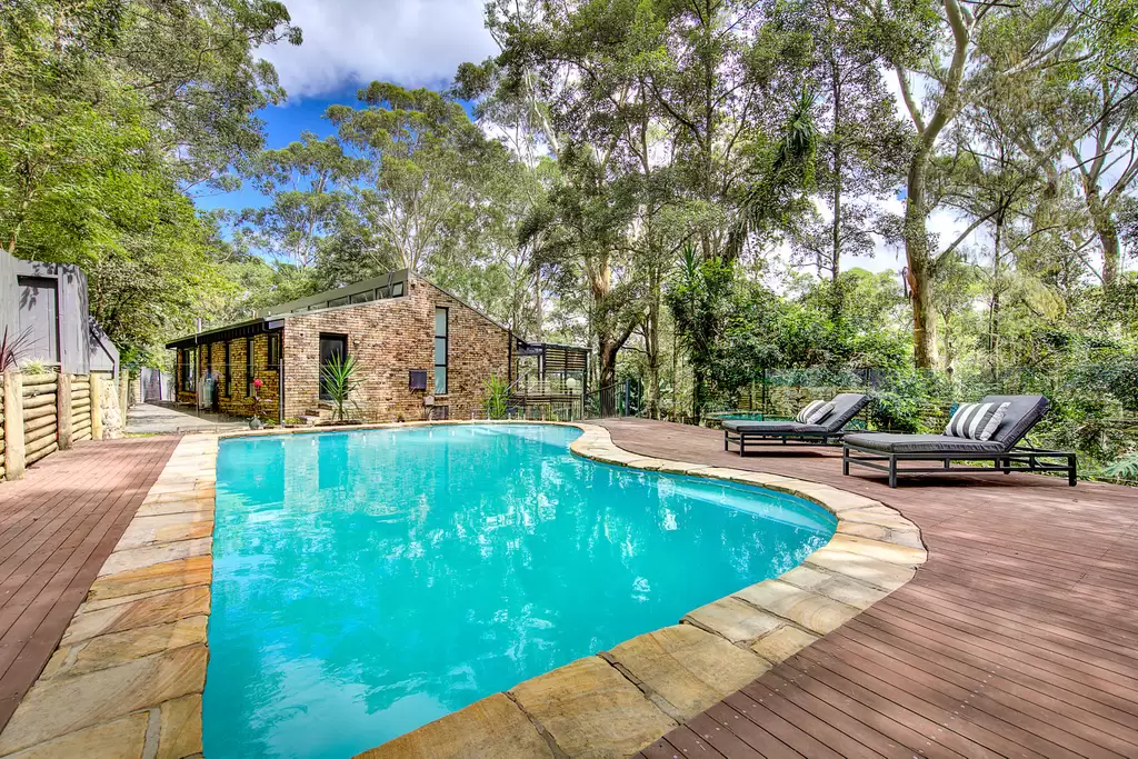 10 Clyde Place, Wahroonga Sold by Chan Yahl