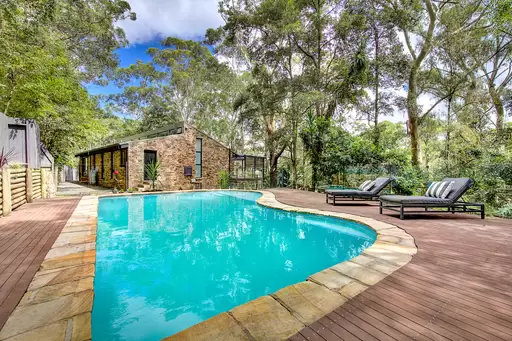 10 Clyde Place, Wahroonga Sold by Chan Yahl