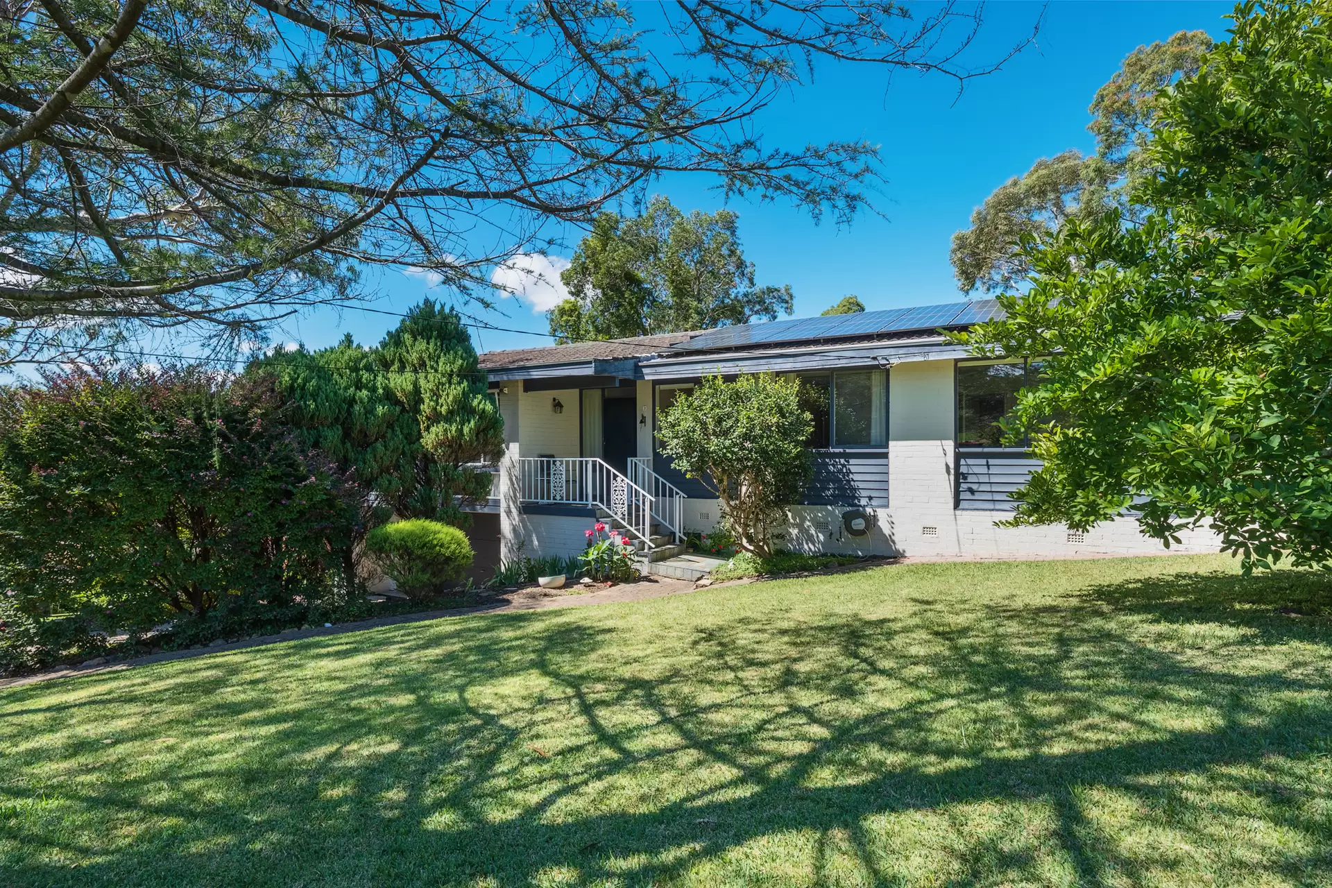 3 Phillip Road, St Ives Sold by Chan Yahl - image 2