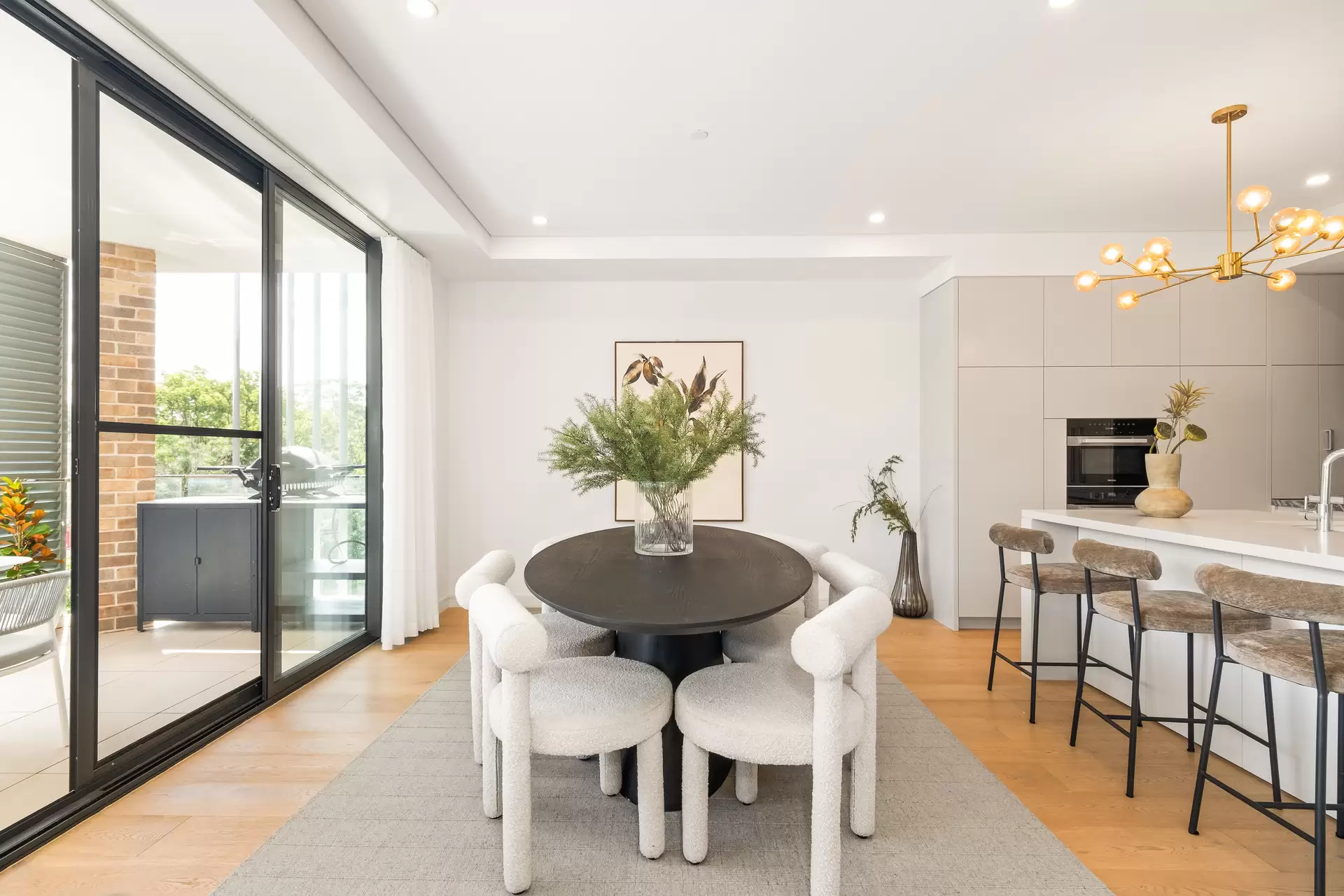 301/23-29 Gilroy Road, Turramurra Sold by Chan Yahl - image 3