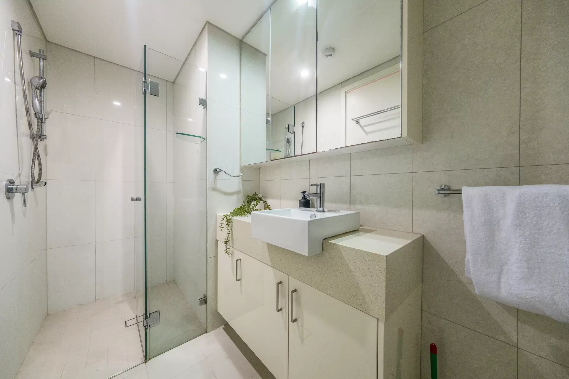 816/2-8 Bruce Avenue, Killara Sold by Chan Yahl - image 11
