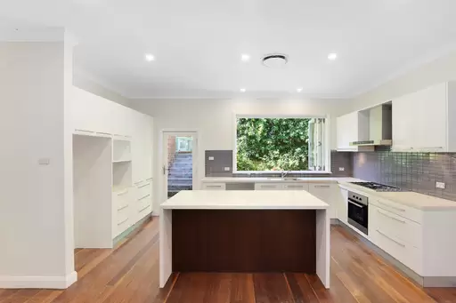 36 Sharland Avenue, Chatswood Leased by Chan Yahl