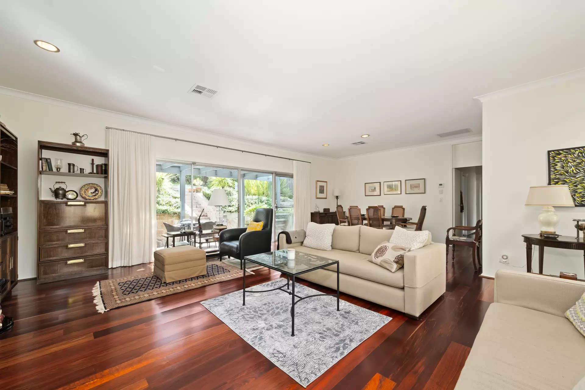 10 Lowry Crescent, St Ives Sold by Chan Yahl - image 2