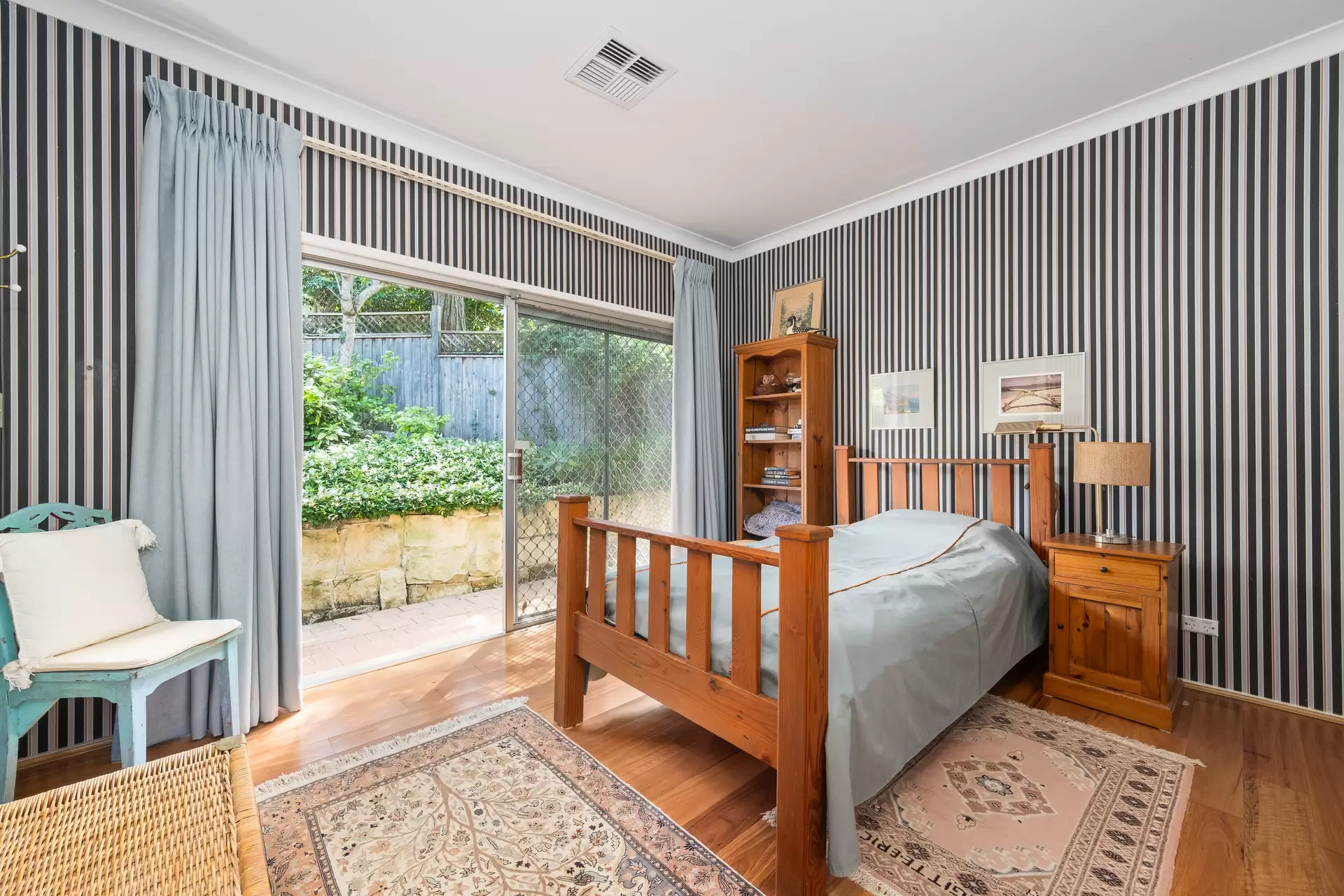 10 Lowry Crescent, St Ives Sold by Chan Yahl - image 10