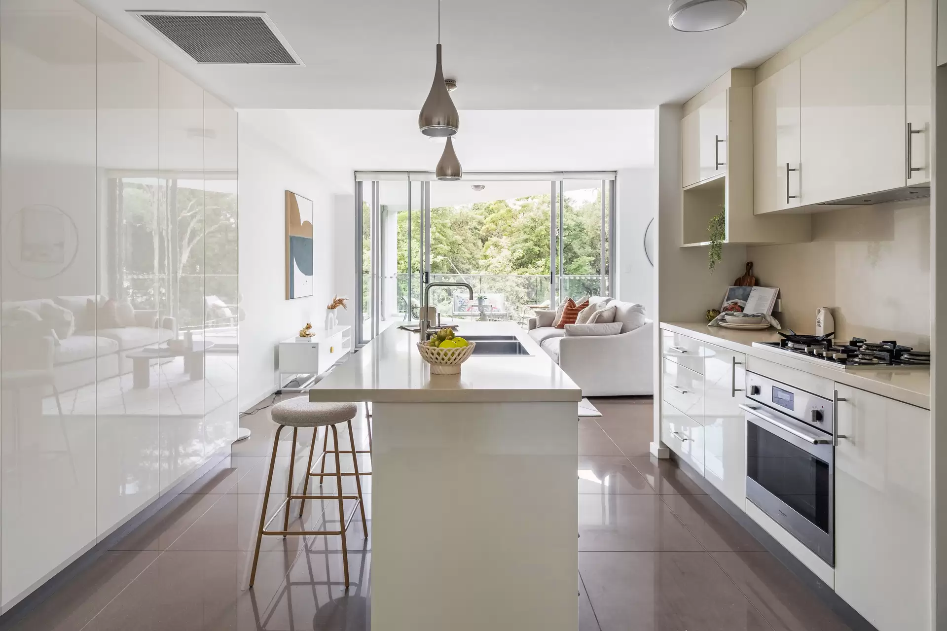 23/2-4 Newhaven Place, St Ives Sold by Chan Yahl - image 2