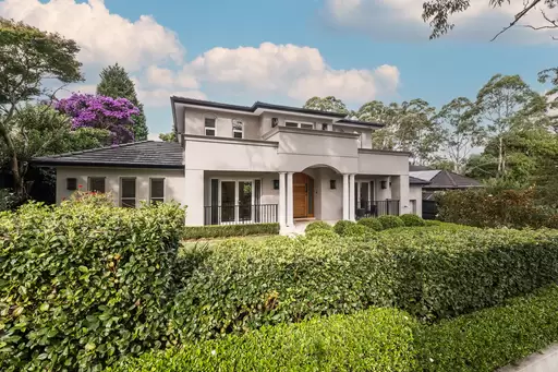 53 Bannockburn Road, Pymble Sold by Chan Yahl