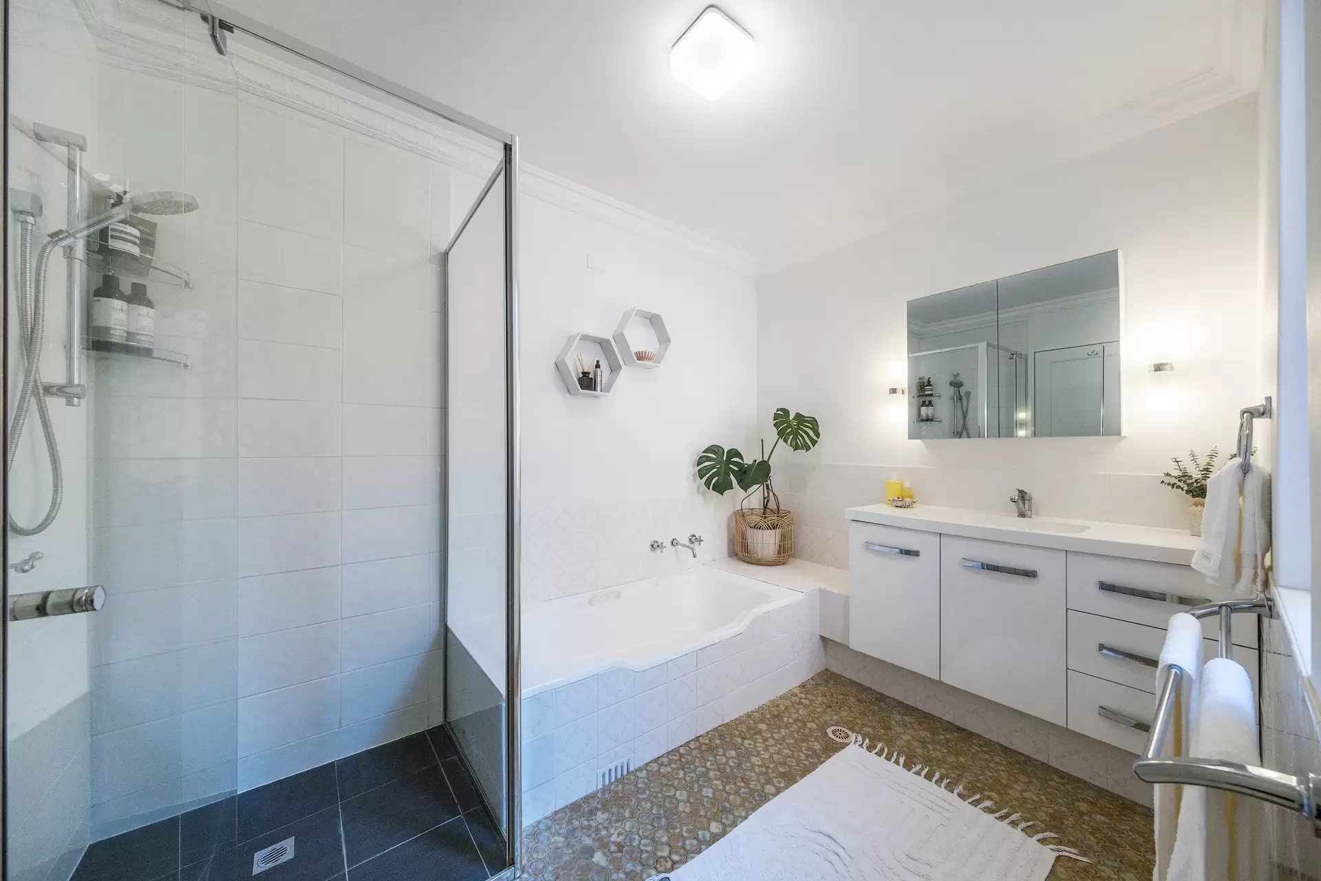 18/564 Pacific Highway, Killara Sold by Chan Yahl - image 4