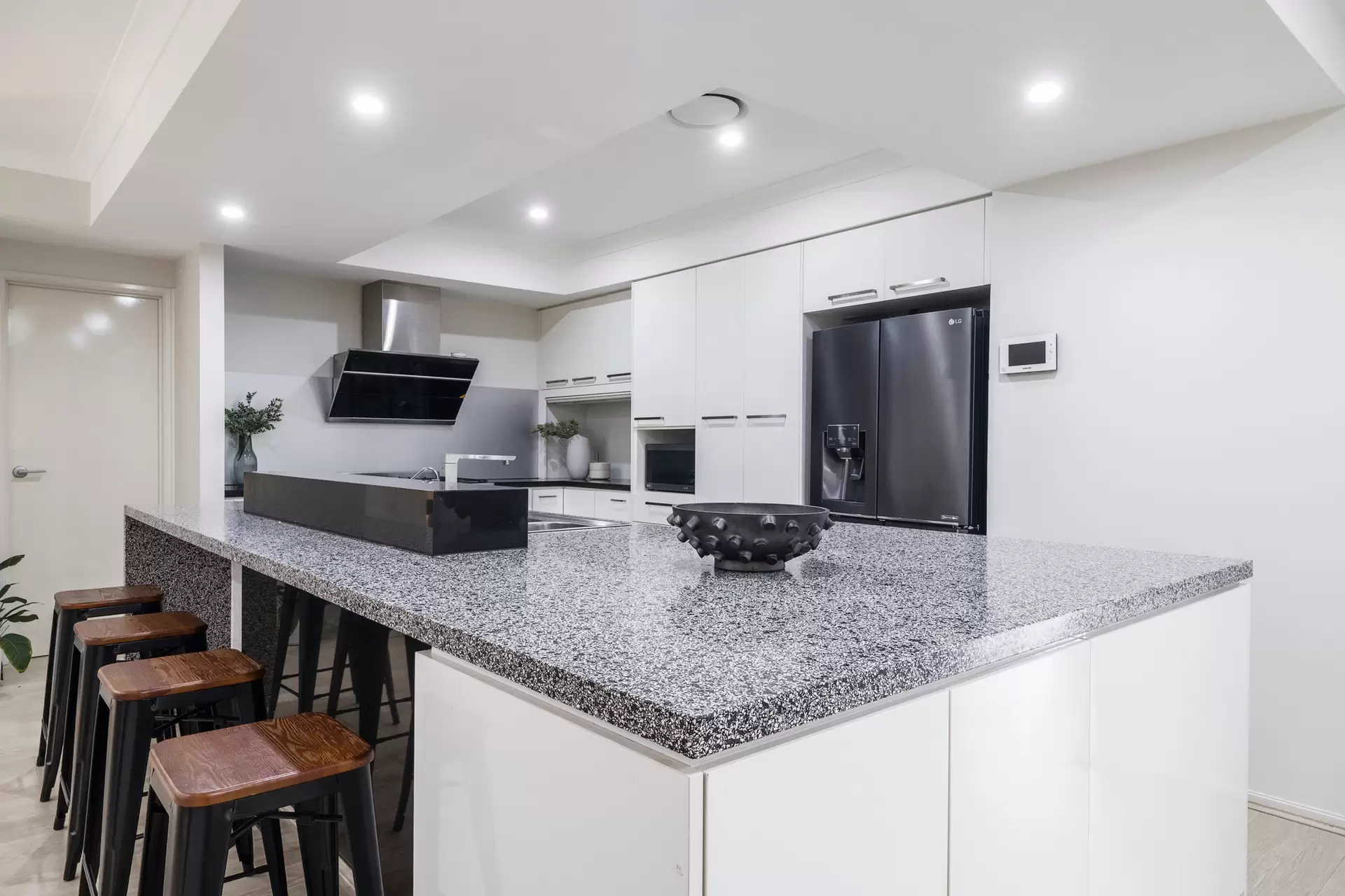 5 Cherrywood Avenue, Wahroonga Sold by Chan Yahl - image 7