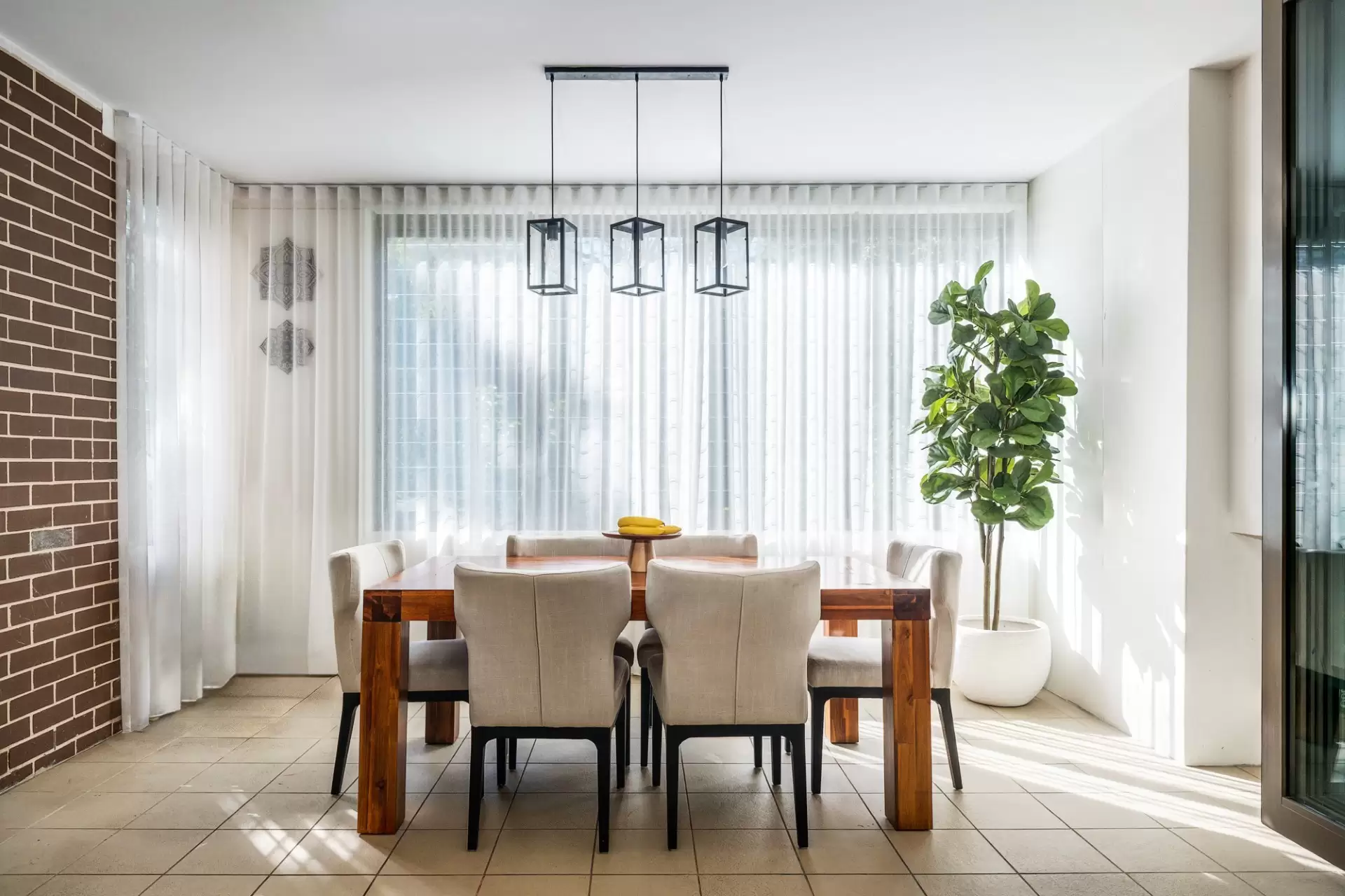 7/2-6 Clydesdale Place, Pymble Sold by Chan Yahl - image 3