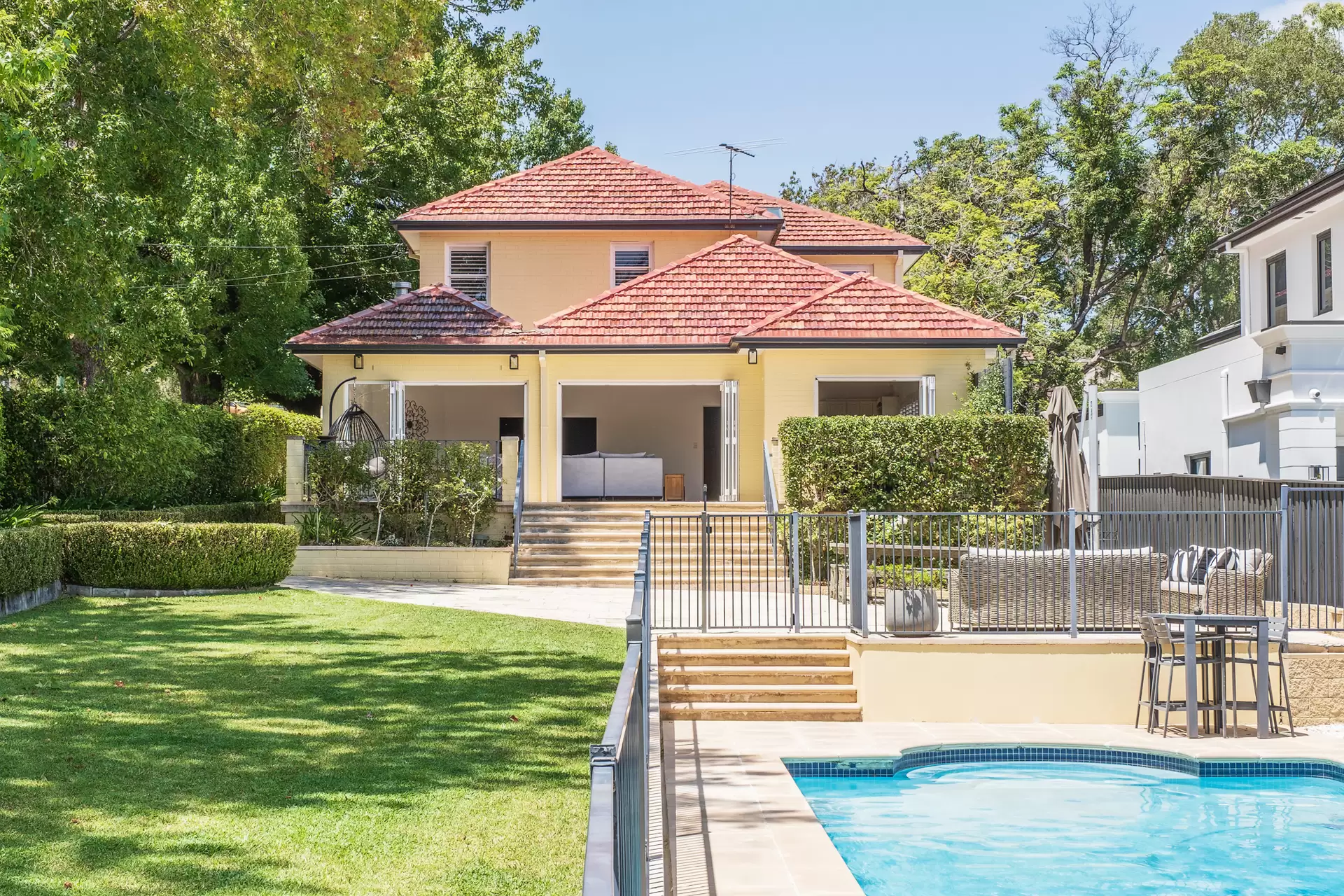11 Loombah Avenue, East Lindfield Auction by Chan Yahl