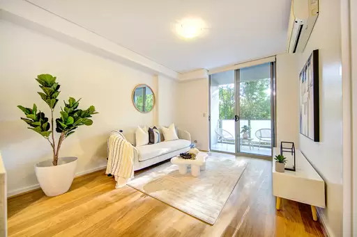 31/1 Lamond Drive, Turramurra Sold by Chan Yahl
