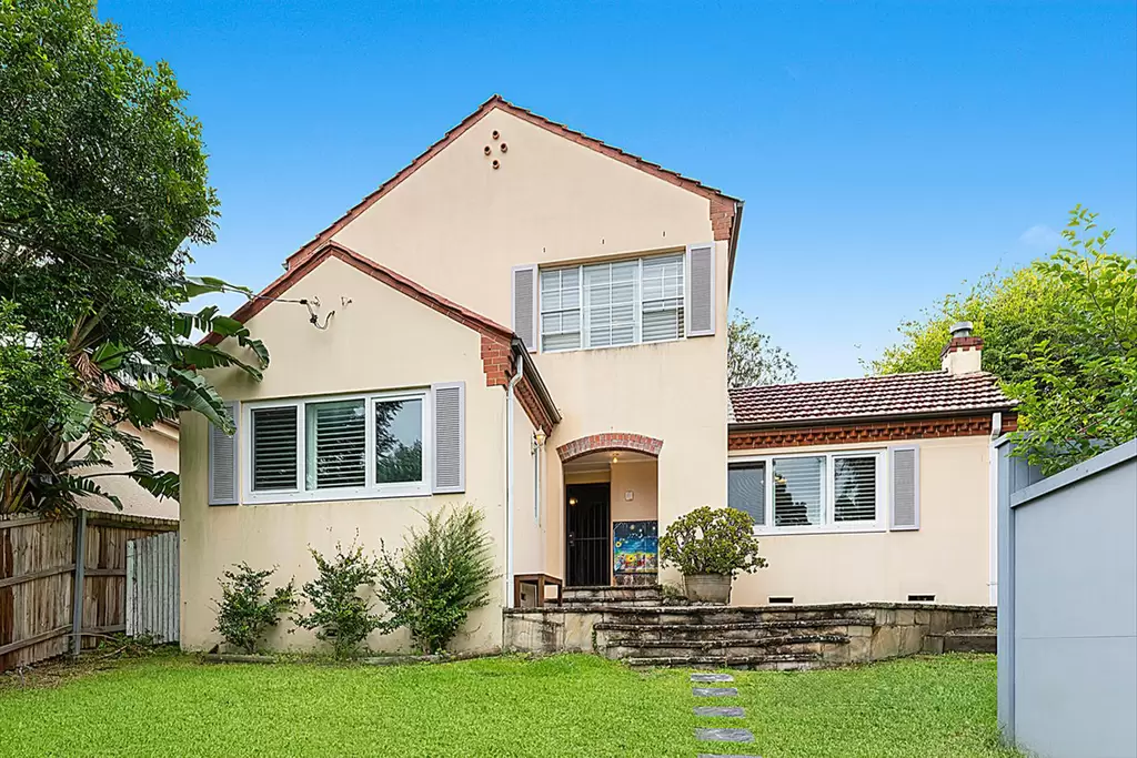 12 Millwood Avenue, Chatswood Auction by Chan Yahl