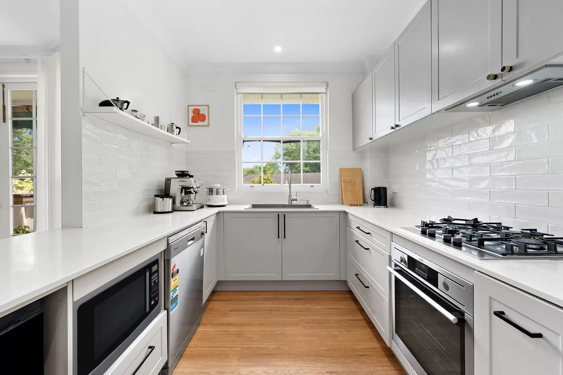 12/10 Larkin Street, Roseville Sold by Chan Yahl - image 3
