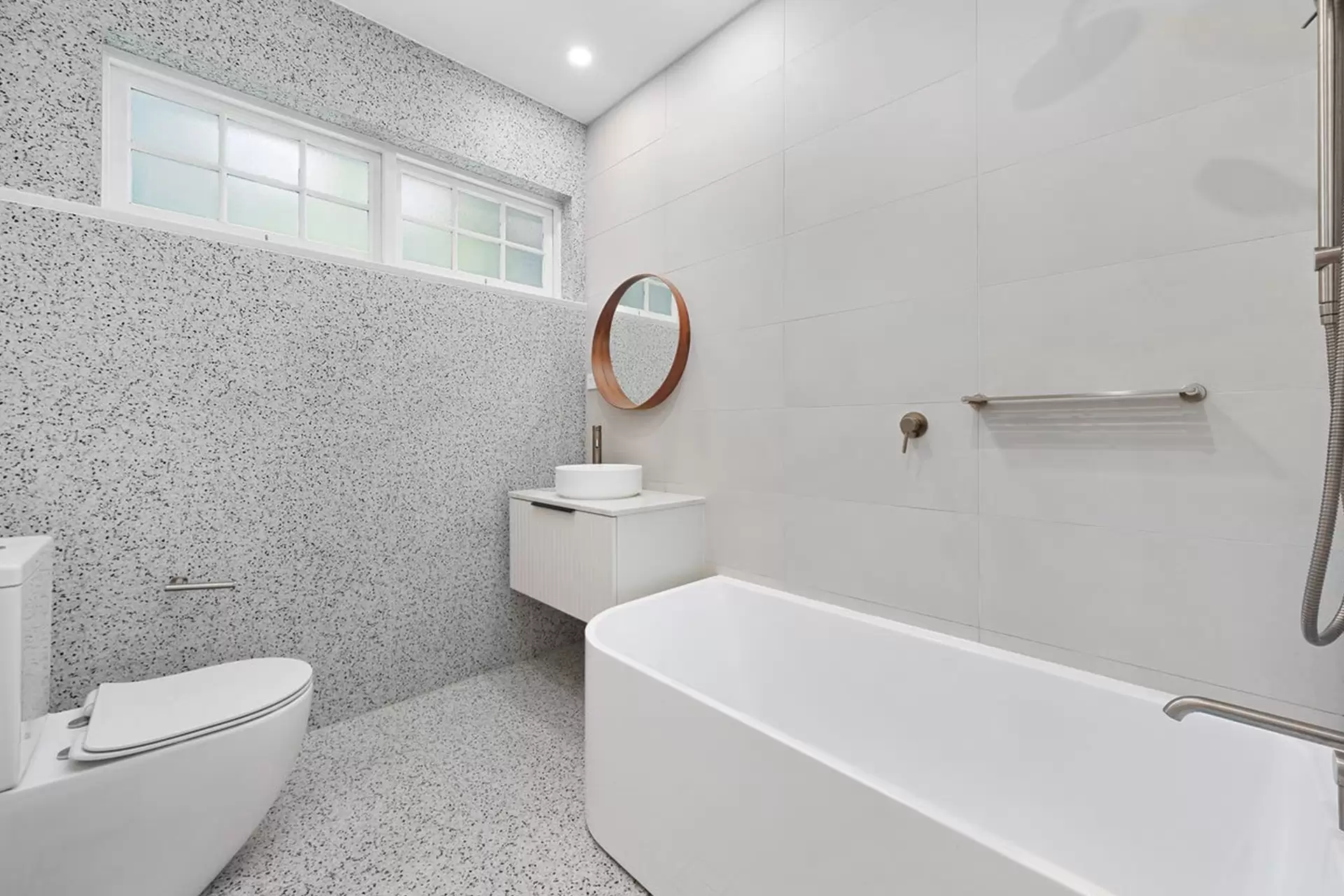 12/10 Larkin Street, Roseville Sold by Chan Yahl - image 6