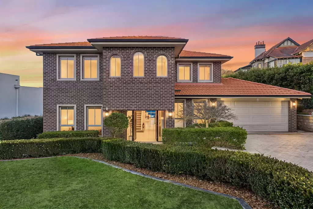 1 Woodlands Avenue, Pymble Sold by Chan Yahl
